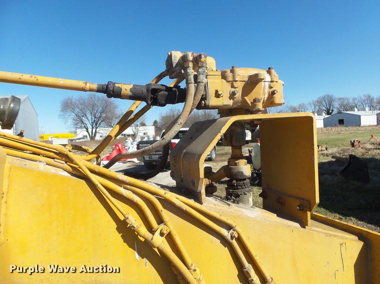 image for item DB7254 1969 Galion 104B rigid frame motor grader