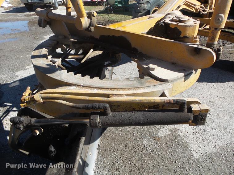 image for item DB7254 1969 Galion 104B rigid frame motor grader