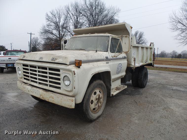 image for item DB7266 1978 Ford F600 dump truck