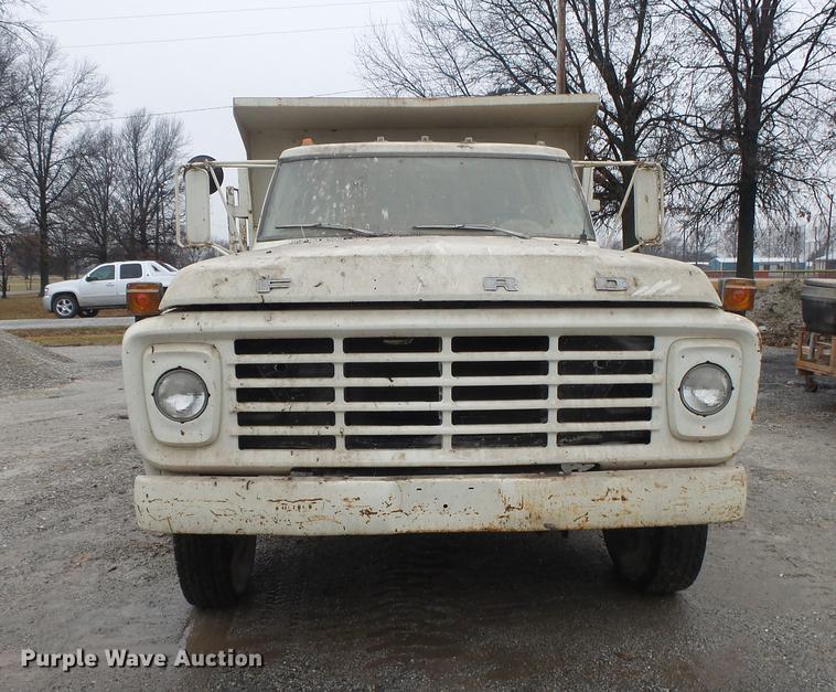 image for item DB7266 1978 Ford F600 dump truck