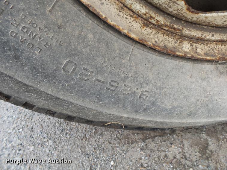 image for item DB7266 1978 Ford F600 dump truck