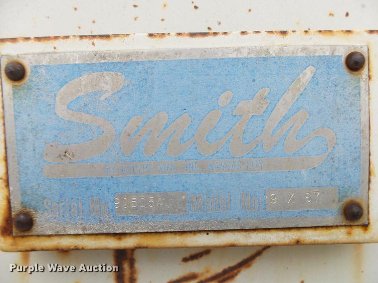 image for item DB7266 1978 Ford F600 dump truck