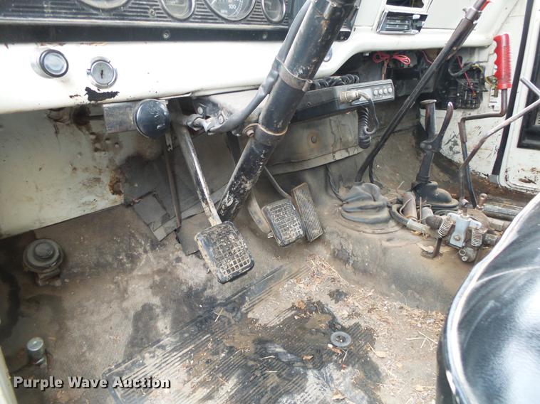 image for item DB7266 1978 Ford F600 dump truck