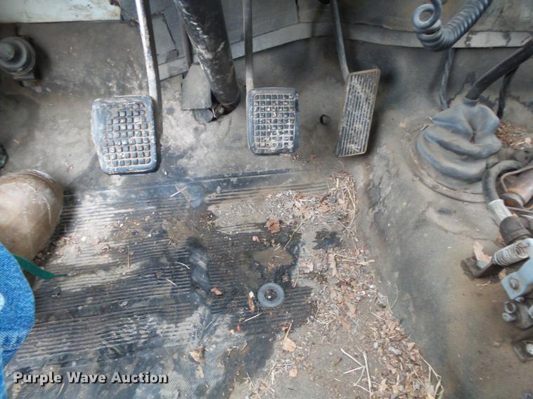 image for item DB7266 1978 Ford F600 dump truck