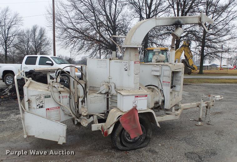 image for item DB7267 Brush Bandit 150 wood chipper