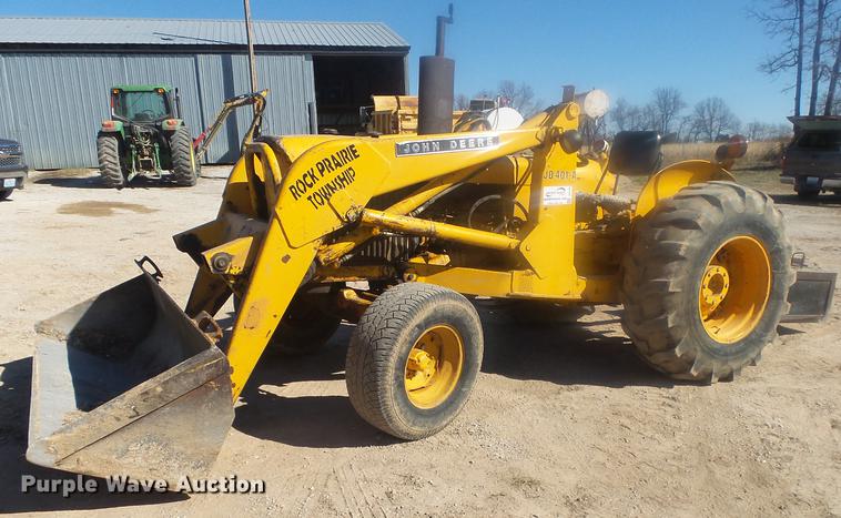 image for item DB7283 John Deere 401J tractor