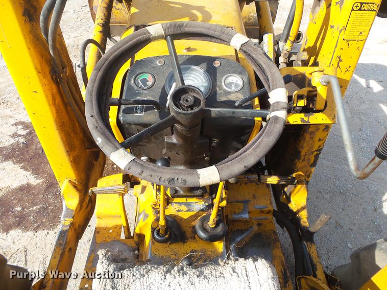 image for item DB7283 John Deere 401J tractor