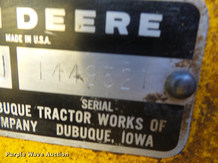 image for item DB7283 John Deere 401J tractor