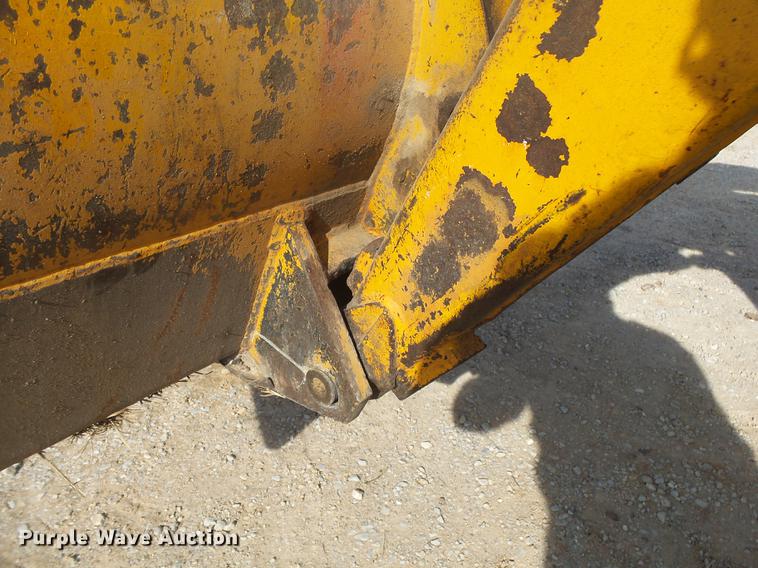 image for item DB7283 John Deere 401J tractor