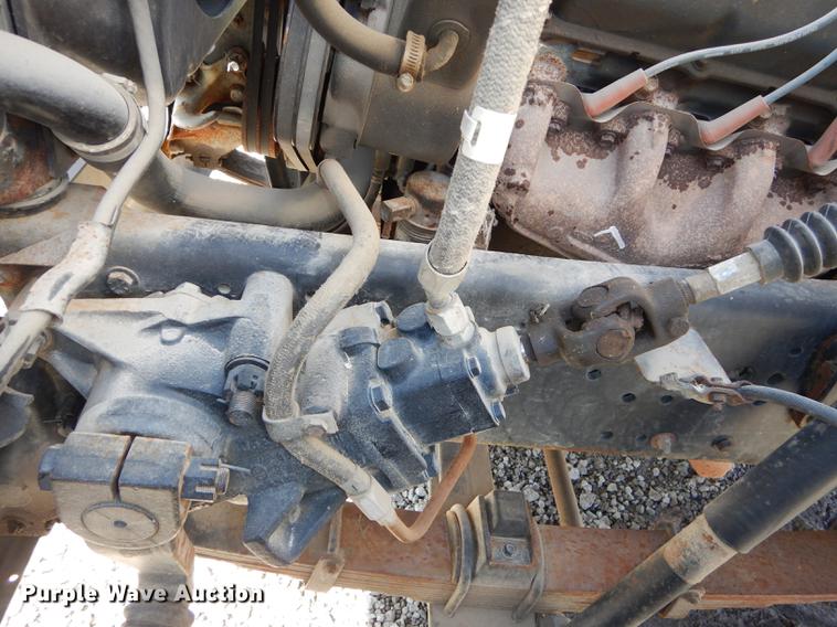 image for item DC0270 1979 Ford 800 truck cab and chassis