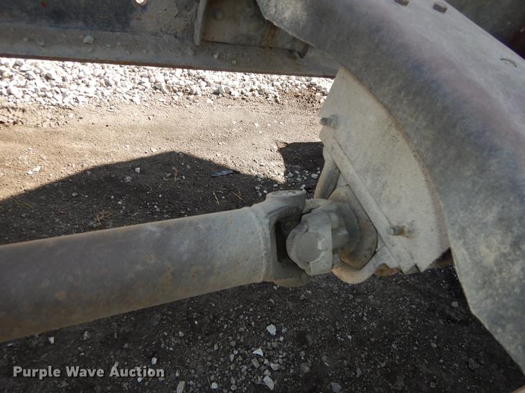 image for item DC0270 1979 Ford 800 truck cab and chassis