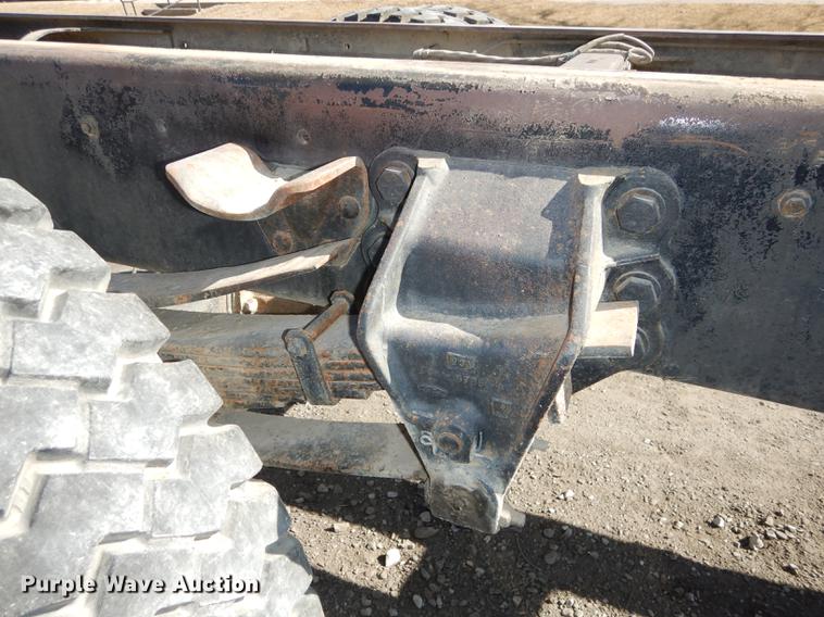 image for item DC0270 1979 Ford 800 truck cab and chassis