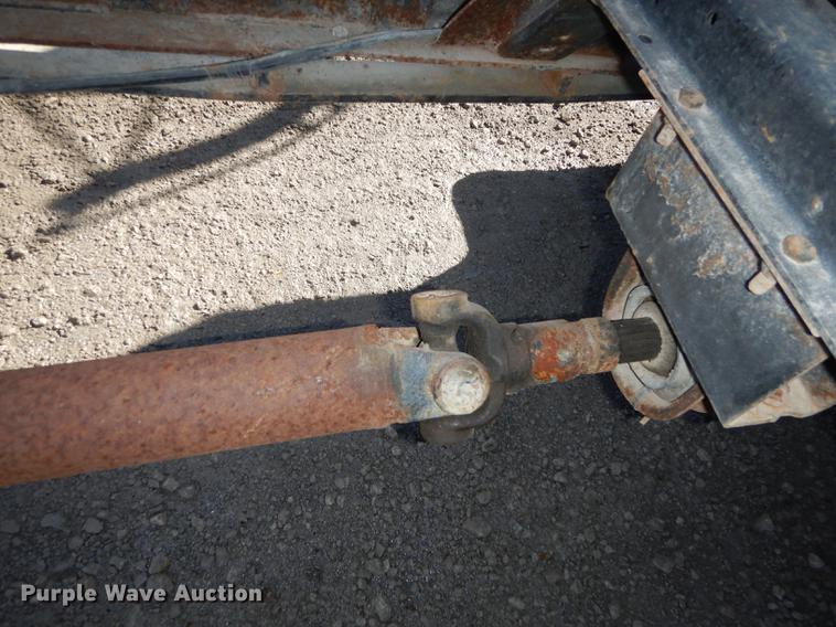 image for item DC0271 1974 Ford F600 truck cab and chassis