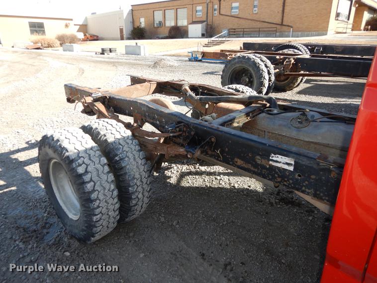 image for item DC0272 1987 Ford F350 Custom pickup truck cab and chassis