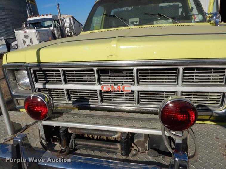 image for item DC0274 1980 GMC Sierra Grande 35 fire truck