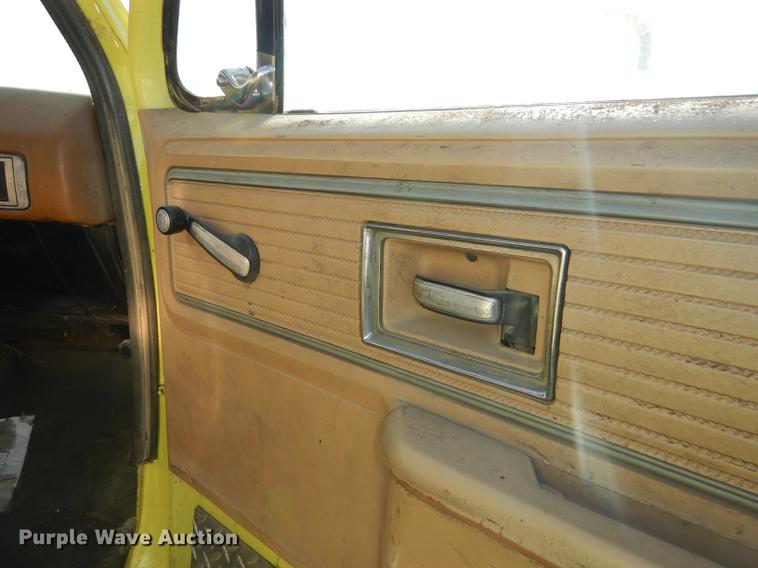 image for item DC0274 1980 GMC Sierra Grande 35 fire truck