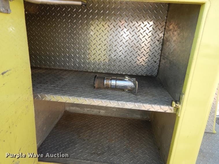 image for item DC0274 1980 GMC Sierra Grande 35 fire truck