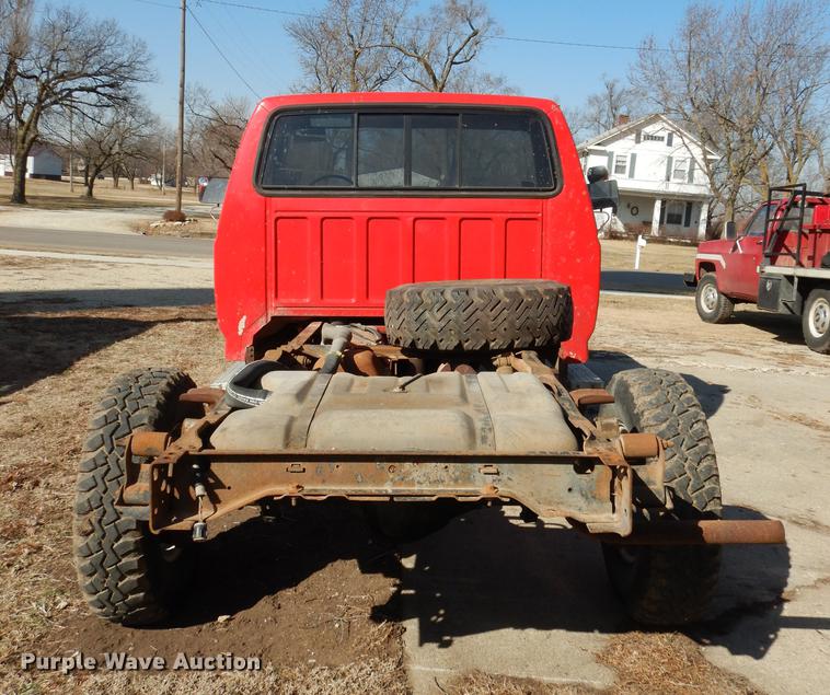 image for item DC0312 1981 Ford F350 Custom pickup truck chassis