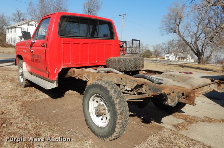 image for item DC0312 1981 Ford F350 Custom pickup truck chassis