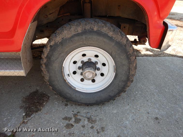 image for item DC0312 1981 Ford F350 Custom pickup truck chassis