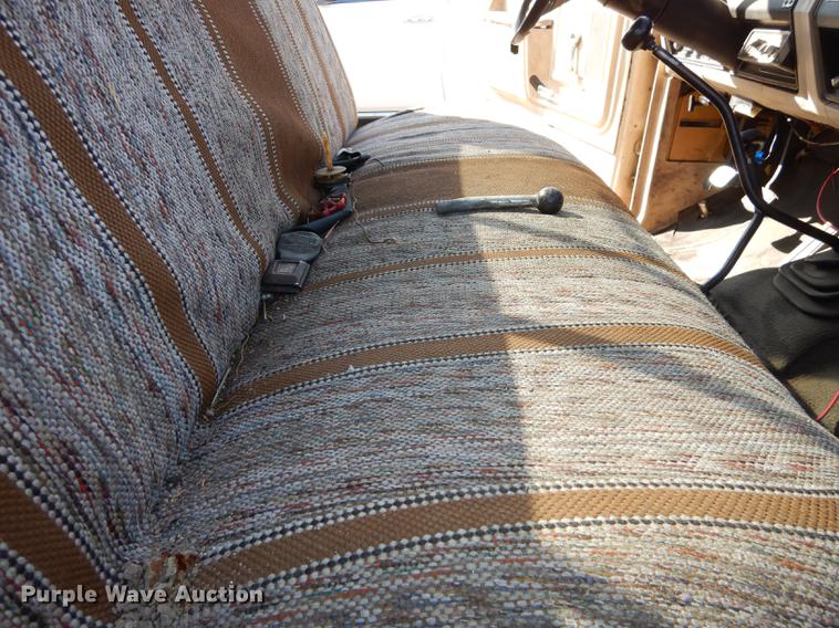 image for item DC0312 1981 Ford F350 Custom pickup truck chassis