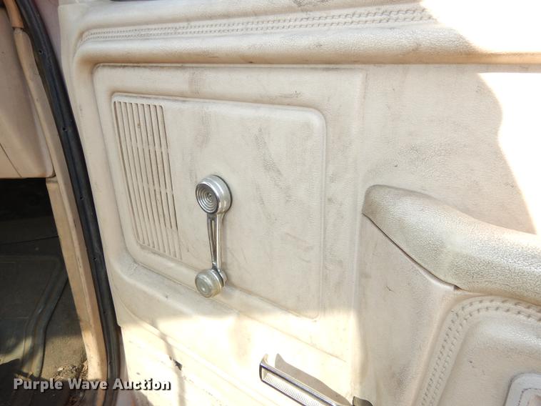 image for item DC0312 1981 Ford F350 Custom pickup truck chassis