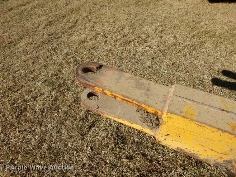 image for item DC0313 Wausau Thrun BT8 asphalt shilling rotary tiller