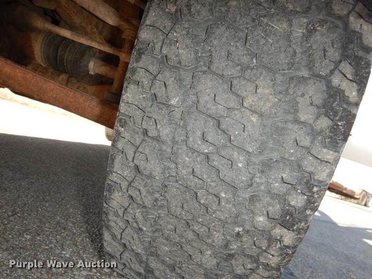 image for item DC0315 2001 Chevrolet Silverado 1500 Ext. Cab pickup truck