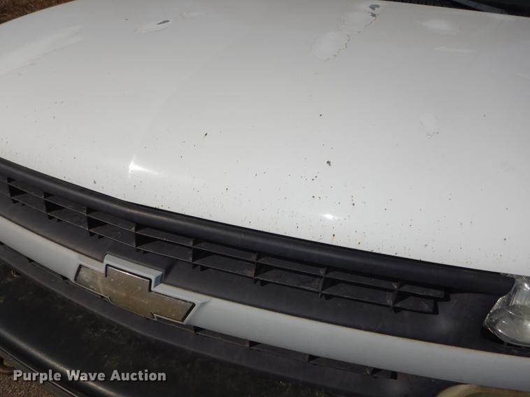 image for item DC0315 2001 Chevrolet Silverado 1500 Ext. Cab pickup truck