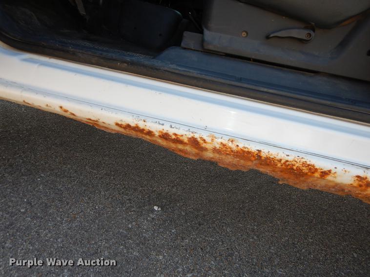 image for item DC0315 2001 Chevrolet Silverado 1500 Ext. Cab pickup truck