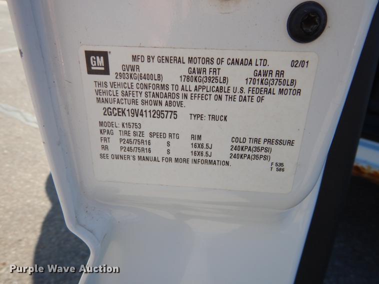 image for item DC0315 2001 Chevrolet Silverado 1500 Ext. Cab pickup truck