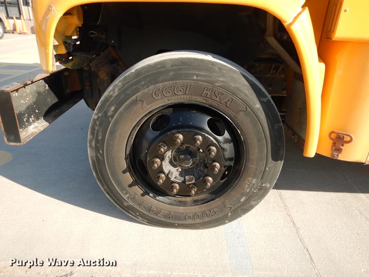 image for item DC0317 1998 Chevrolet Blue Bird school bus