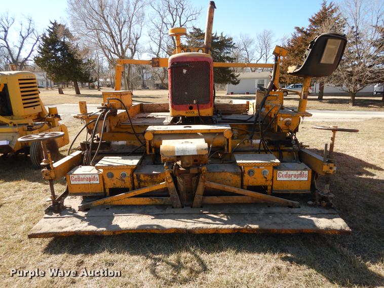 image for item DC0320 Cedarapids hot mix asphalt spreader