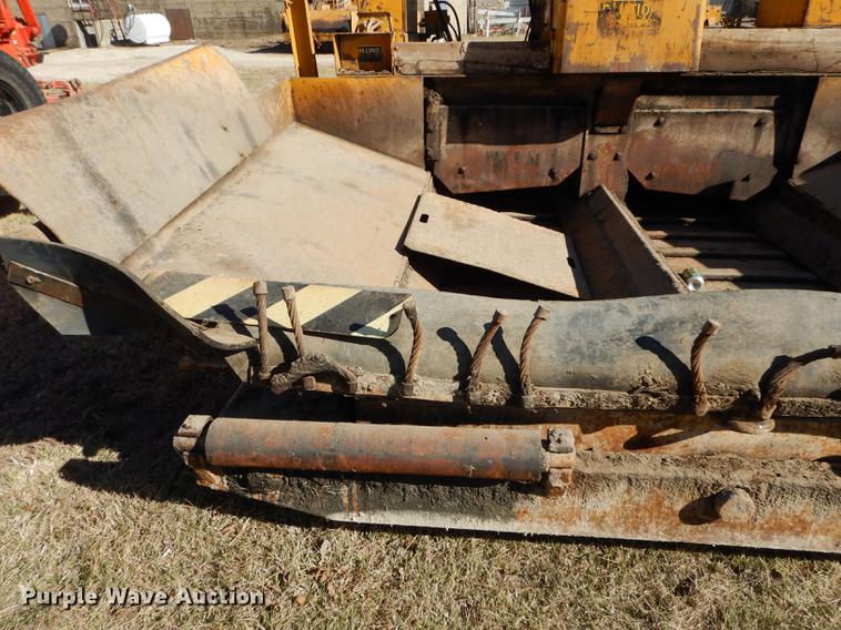 image for item DC0320 Cedarapids hot mix asphalt spreader