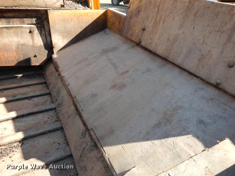 image for item DC0320 Cedarapids hot mix asphalt spreader