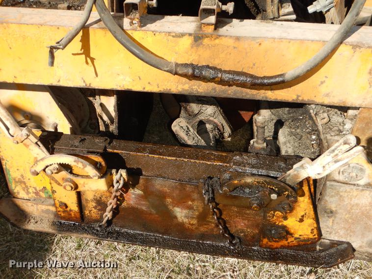 image for item DC0320 Cedarapids hot mix asphalt spreader