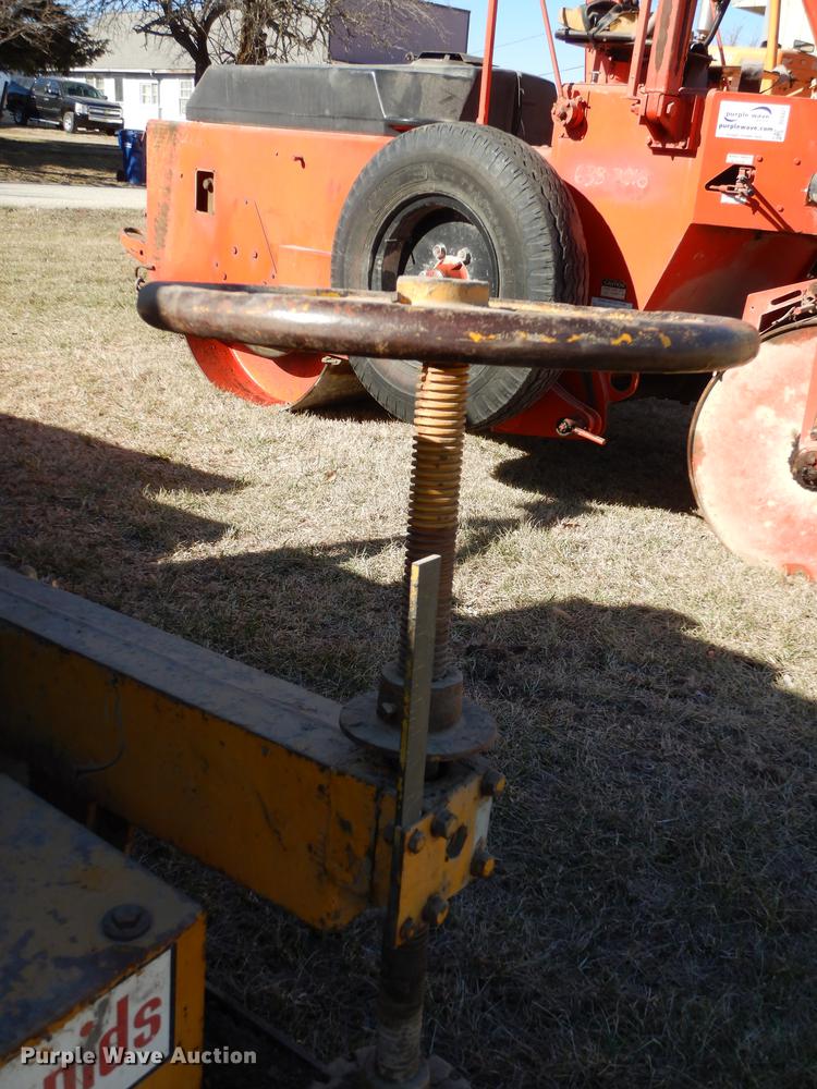 image for item DC0320 Cedarapids hot mix asphalt spreader