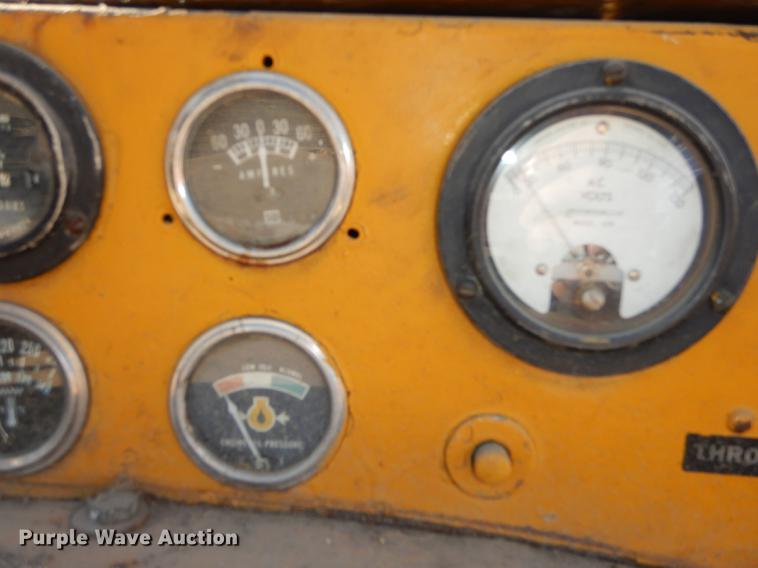 image for item DC0320 Cedarapids hot mix asphalt spreader