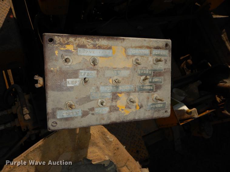 image for item DC0320 Cedarapids hot mix asphalt spreader