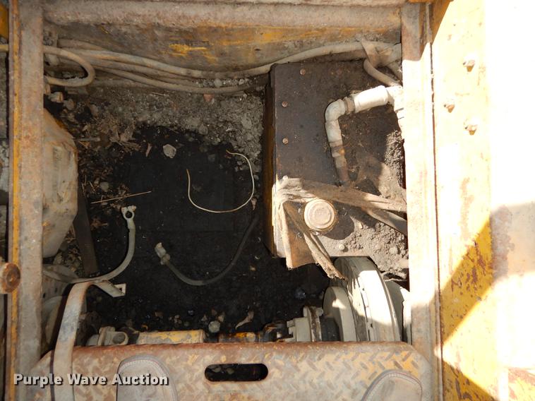 image for item DC0320 Cedarapids hot mix asphalt spreader