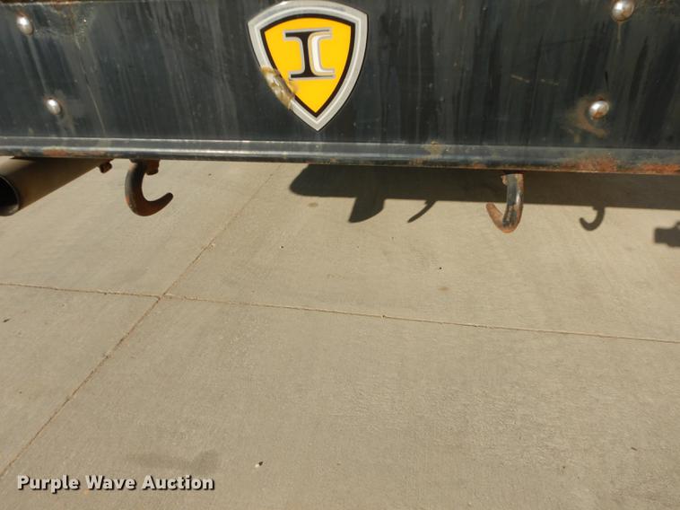 image for item DC0350 2006 International CE200 school bus