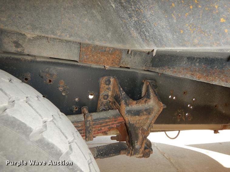 image for item DC0350 2006 International CE200 school bus