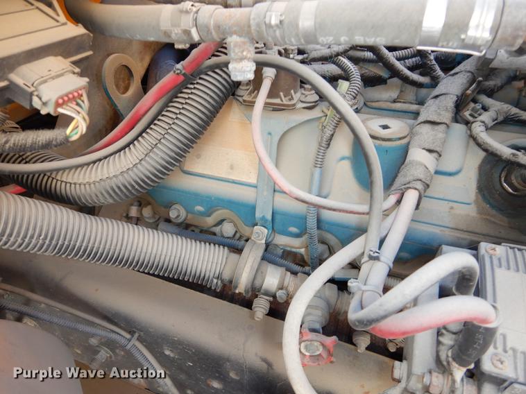 image for item DC0350 2006 International CE200 school bus