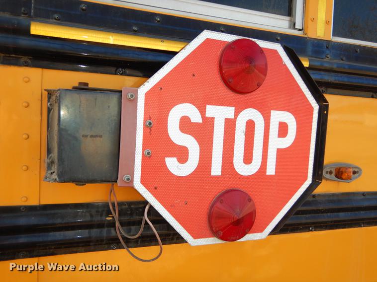 image for item DC0351 2004 Freightliner FS65 Thomas school bus