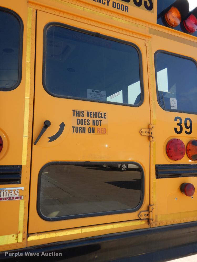 image for item DC0351 2004 Freightliner FS65 Thomas school bus