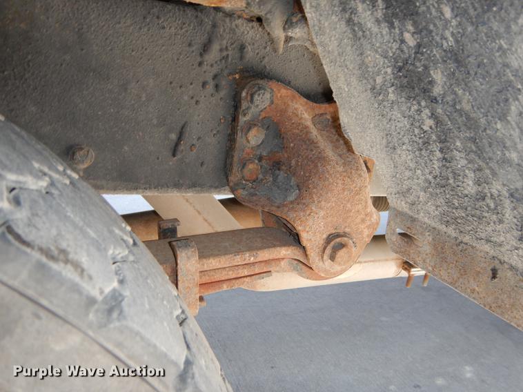 image for item DC0351 2004 Freightliner FS65 Thomas school bus