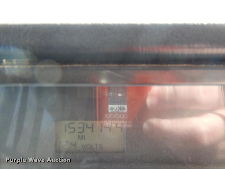 image for item DC0351 2004 Freightliner FS65 Thomas school bus