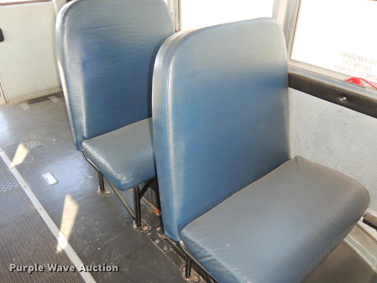 image for item DC0351 2004 Freightliner FS65 Thomas school bus