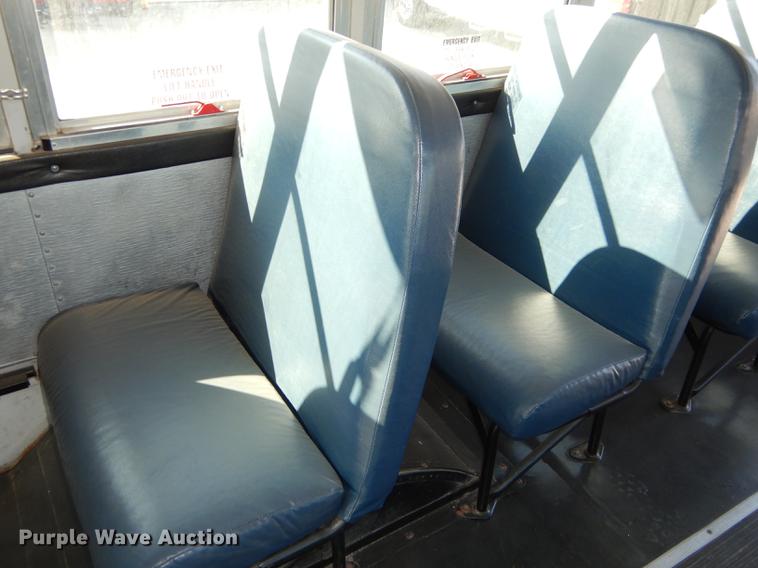 image for item DC0351 2004 Freightliner FS65 Thomas school bus