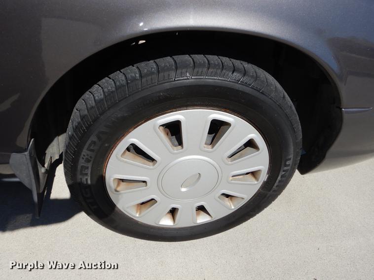 image for item DC0380 2008 Ford Crown Victoria Police Interceptor